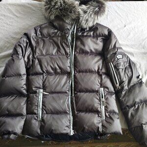 Skea Women's Luxury Puffy Goose-Down Puffer Ski Jacket with Cruelty Free Fur
